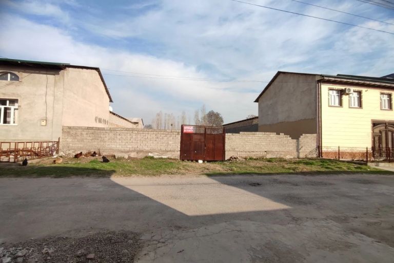 В продаже земля, 8 сот.