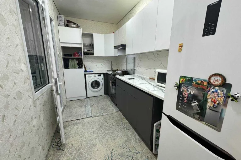 Сотувда 3 хонали квартира, 78 м²