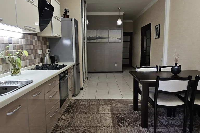 Сотувда 2 хонали квартира, 62 м²