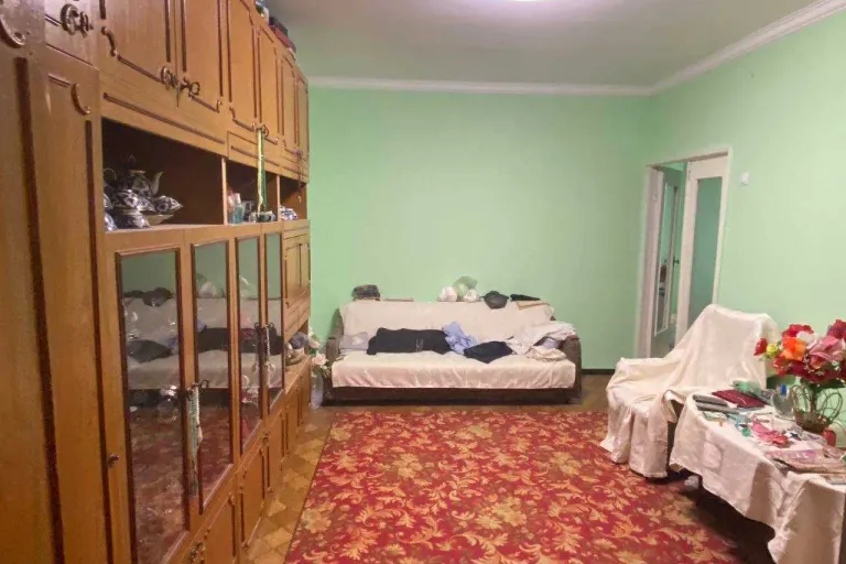 Сотувда 3 хонали квартира, 77 м²