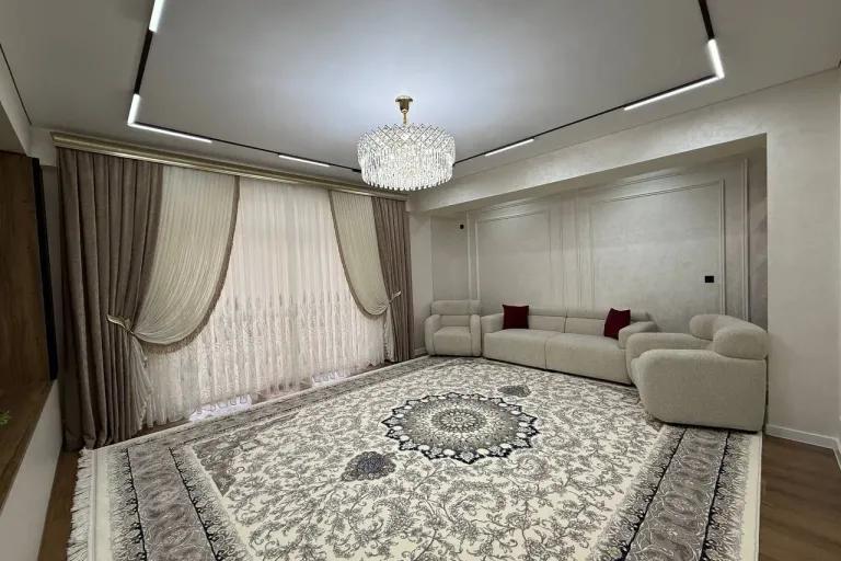 Сотувда 3 хонали квартира, 114 м²