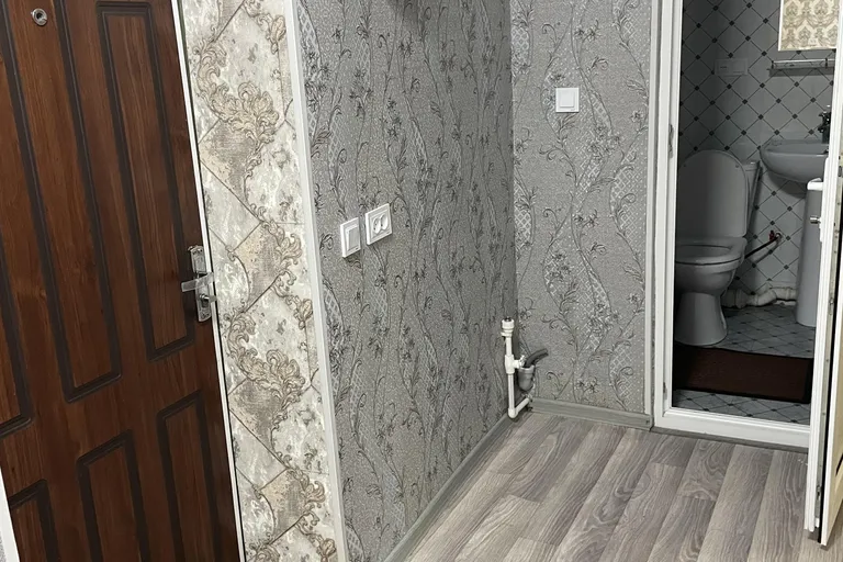 Сотувда 2 хонали квартира, 50 м²