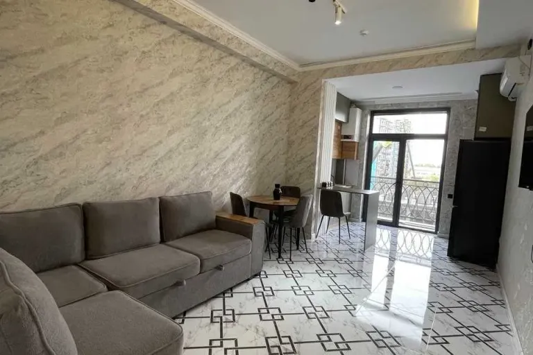 Сотувда 1 хонали квартира, 33 м²