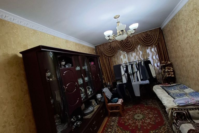 2-комн. квартира, 50 м², 1/4 этаж