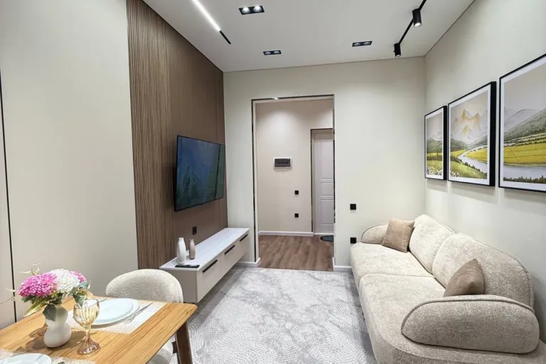 Сотувда 3 хонали квартира, 64 м²