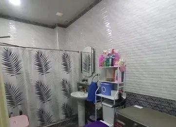 4+-комн. квартира, 150 м², 0/2 этаж