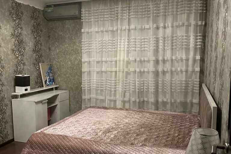 3-комн. квартира, 60 м², 1/7 этаж