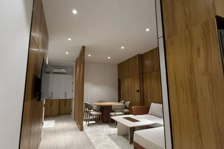 В продаже 4-комн. квартира, 104 м²