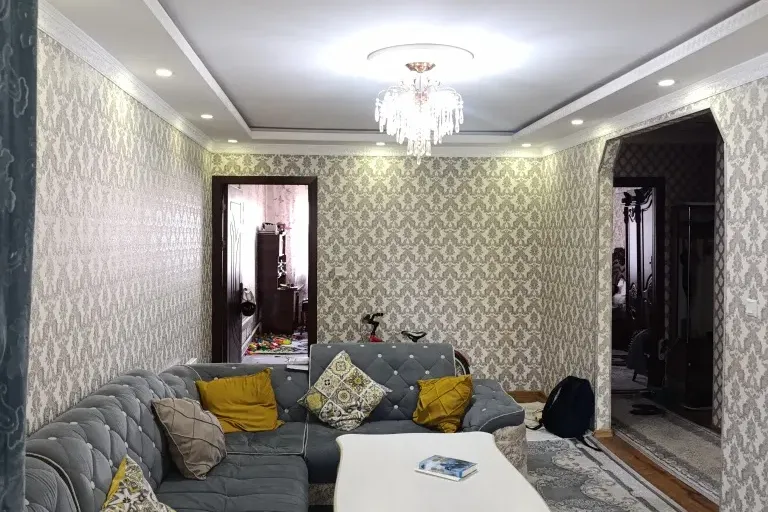Сотувда 3 хонали квартира, 78 м²