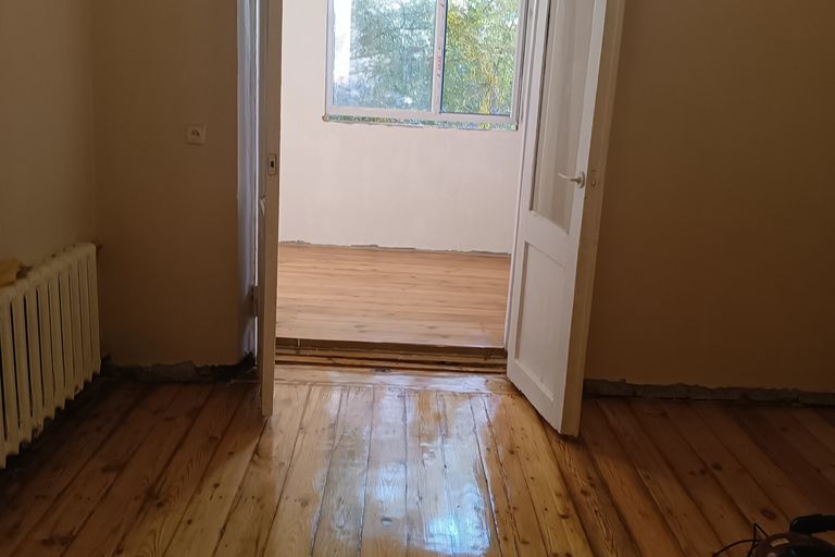 3-комн. квартира, 77 м², 4/4 этаж