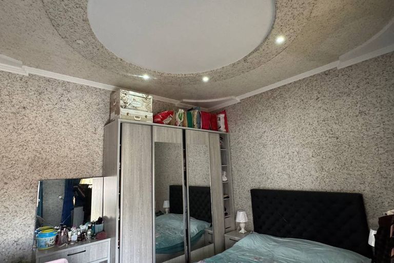 Сотувда уй, 1000 м², 1 қаватли, 8 сот.