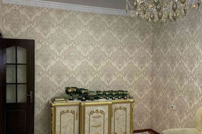 4+-комн. квартира, 75 м², 1/4 этаж