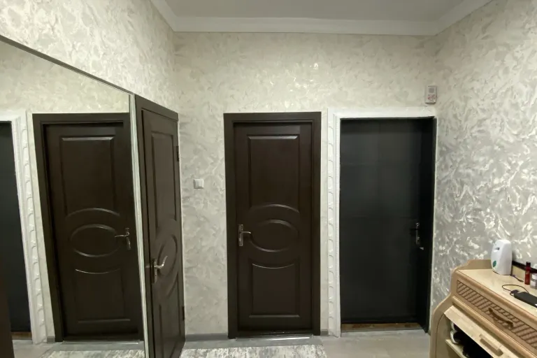 Сотувда 5 хонали квартира, 84 м²