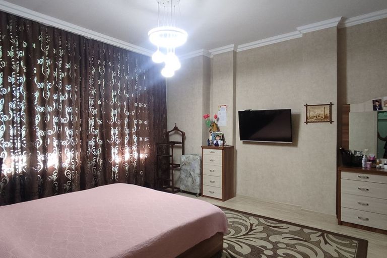 4+-комн. квартира, 108 м², 2/3 этаж