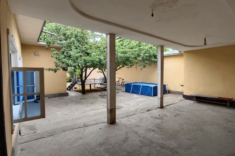 Дом, 430 м², 1 этаж, 4,3 сот.