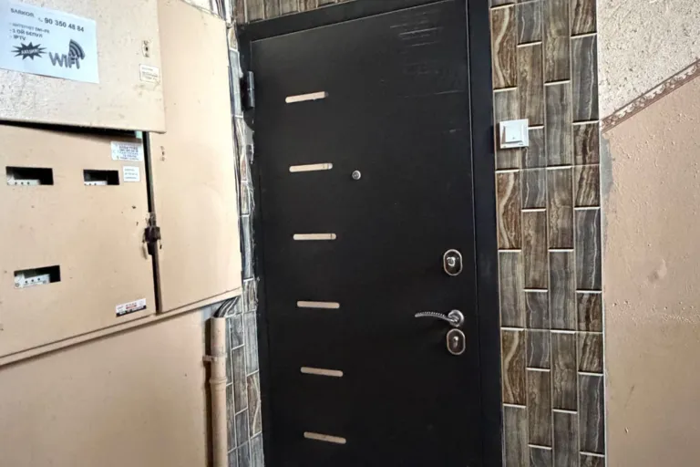 Сотувда 2 хонали квартира, 50 м²