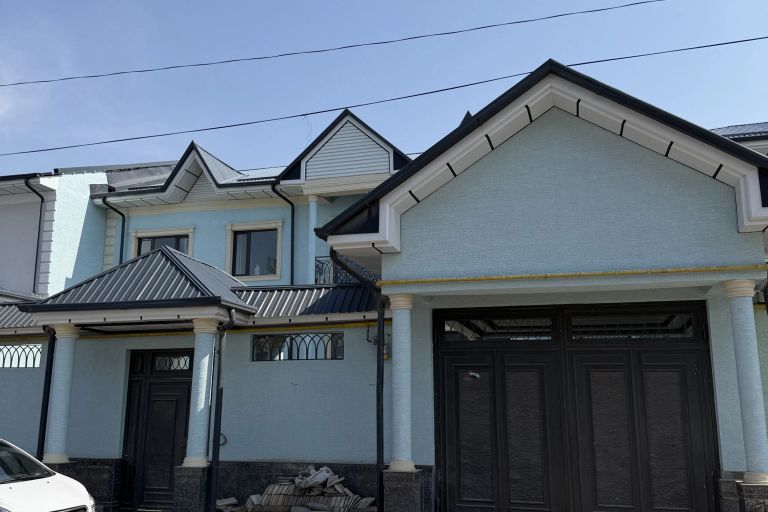 В продаже дом, 300 м², 2 этажа, 4,7 сот.