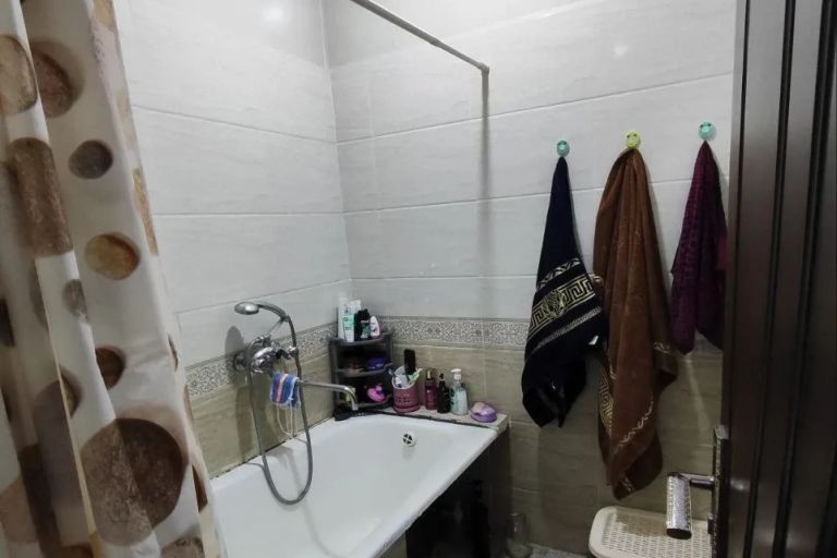 4+-комн. квартира, 80 м², 4/4 этаж