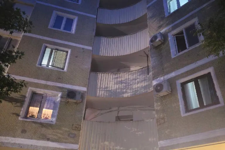 Сотувда 2 хонали квартира, 53 м²