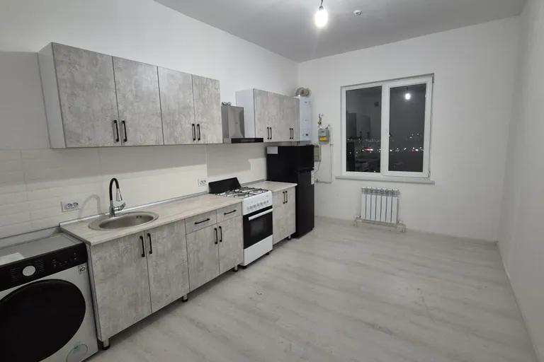 Сотувда 2 хонали квартира, 62 м²