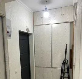 2-комн. квартира, 65 м², 10/10 этаж