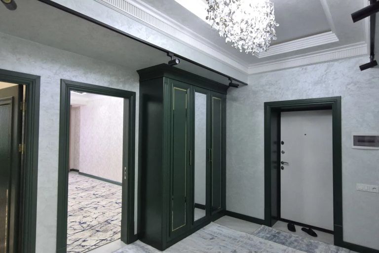 Сотувда 3 хонали квартира, 95 м²