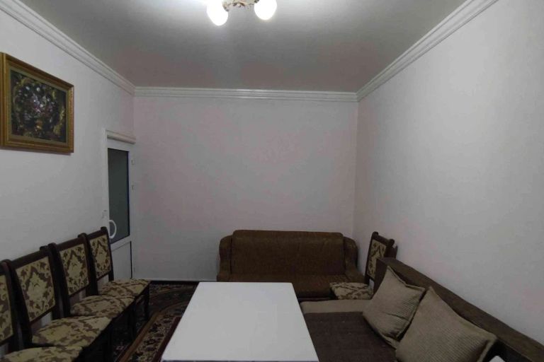 2-комн. квартира, 43 м², 2/3 этаж