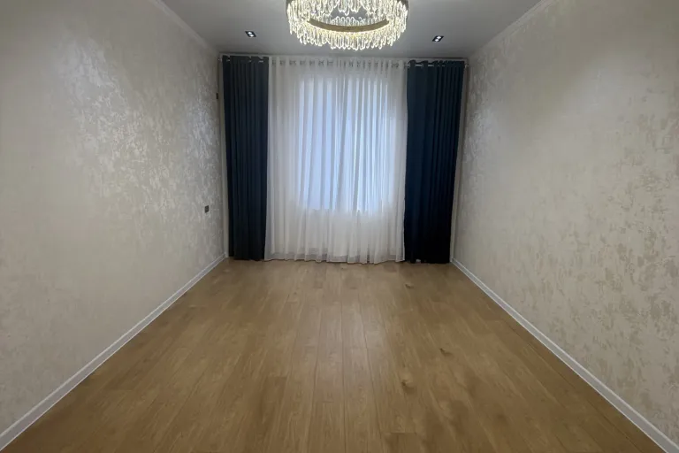 Сотувда 2 хонали квартира, 70 м²