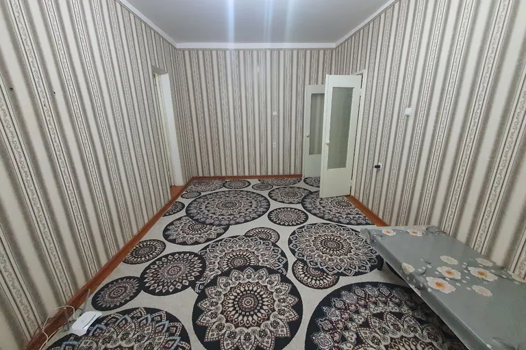 Сотувда 1 хонали квартира, 38 м²
