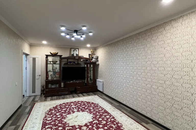 Сотувда 3 хонали квартира, 85 м²