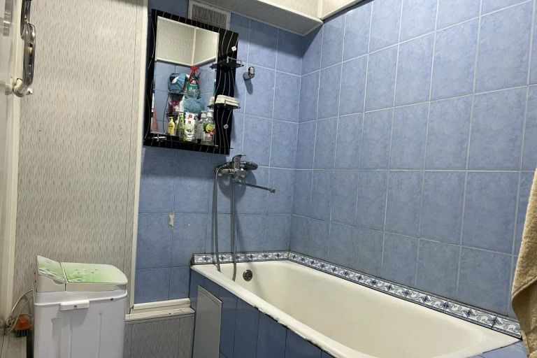 2-комн. квартира, 65 м², 3/9 этаж