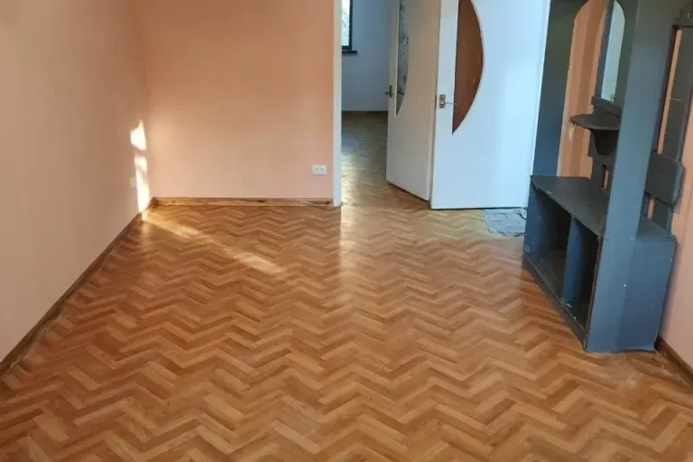 Сотувда 2 хонали квартира, 48 м²