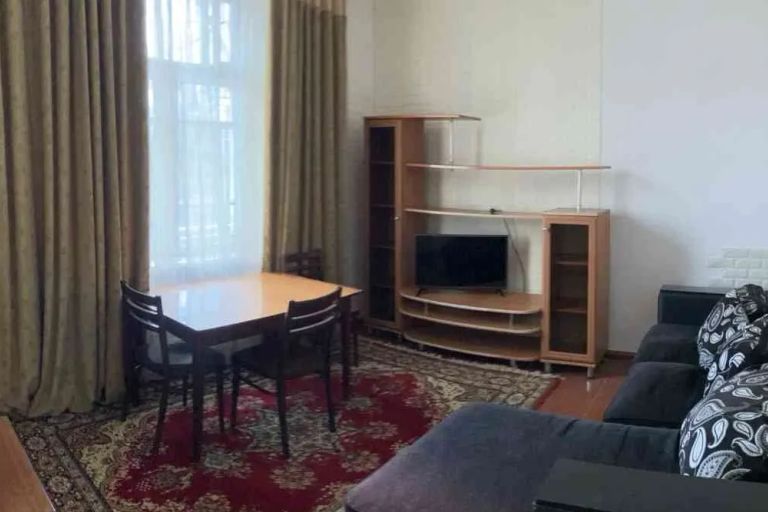 3-комн. квартира, 60 м², 2/4 этаж