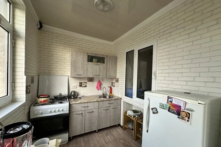 3-комн. квартира, 60 м², 2/4 этаж