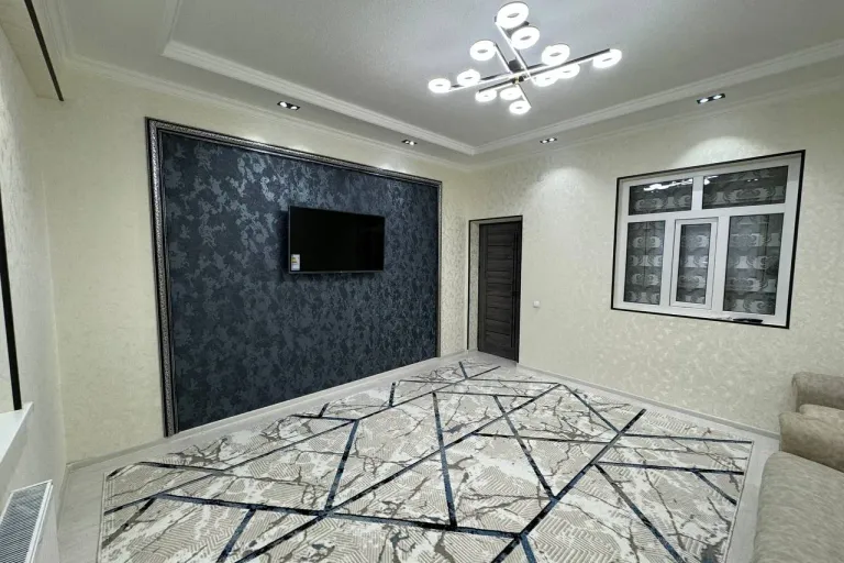 Сотувда 1 хонали квартира, 56 м²