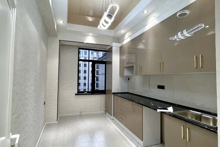 Сотувда 3 хонали квартира, 62 м²