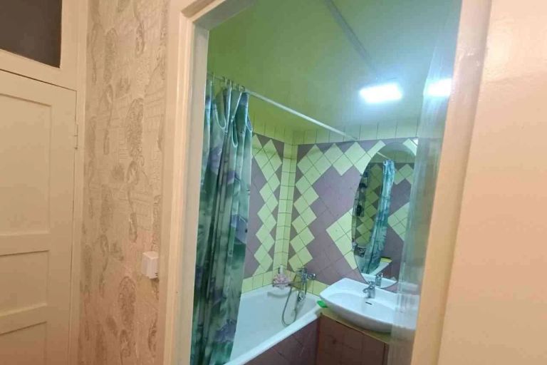 4+-комн. квартира, 92 м², 2/4 этаж