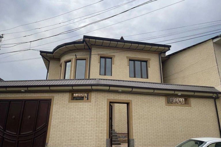 Сотувда уй, 333 м², 2 қаватли, 3,33 га