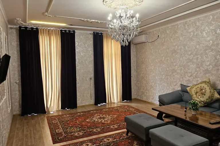 В продаже 2-комн. квартира, 80 м²