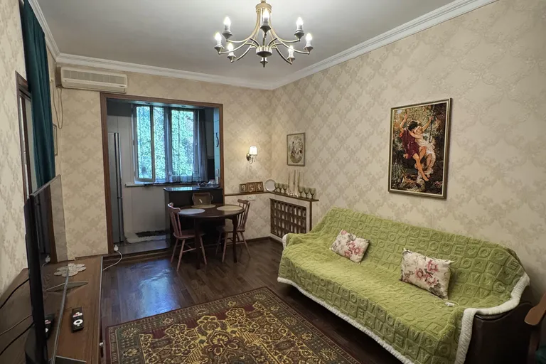 Сотувда 2 хонали квартира, 48 м²