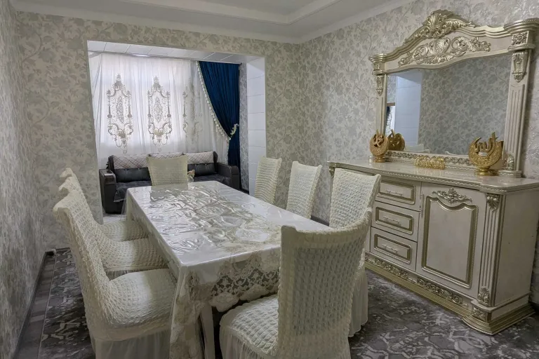 Сотувда 3 хонали квартира, 65 м²