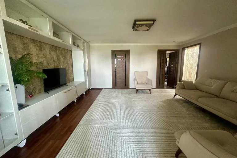 В продаже 3-комн. квартира, 84 м²