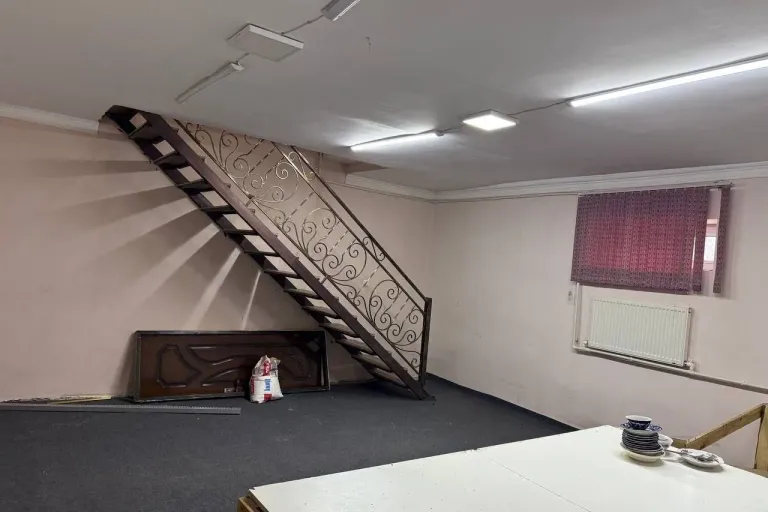 Сотувда 2 хонали квартира, 50 м²