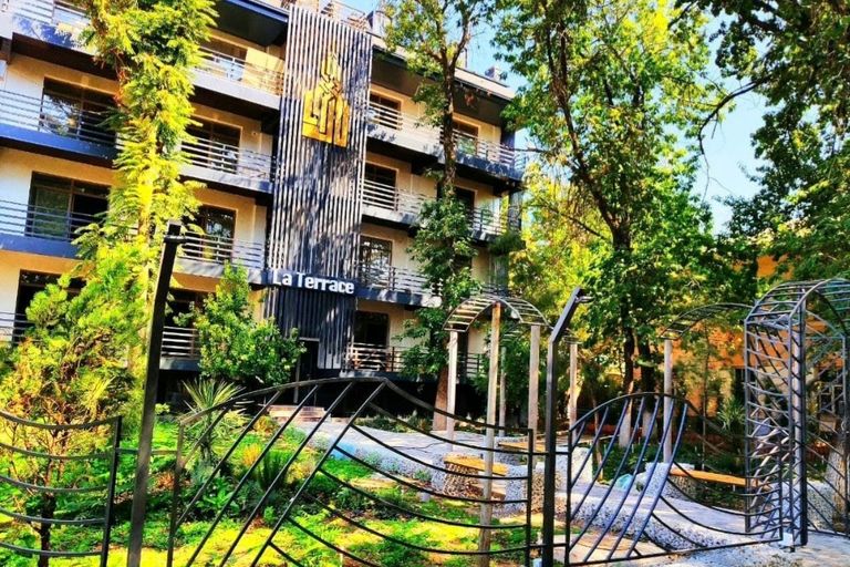 2-комн. квартира, 42 м², 3/4 этаж