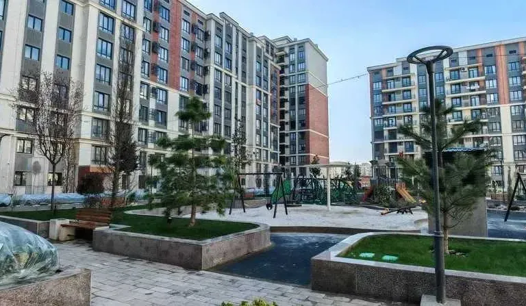 Сотувда 2 хонали квартира, 51 м²
