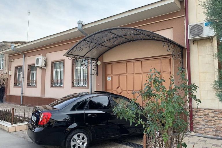 Сотувда уй, 500 м², 2 қаватли, 3,8 сот.