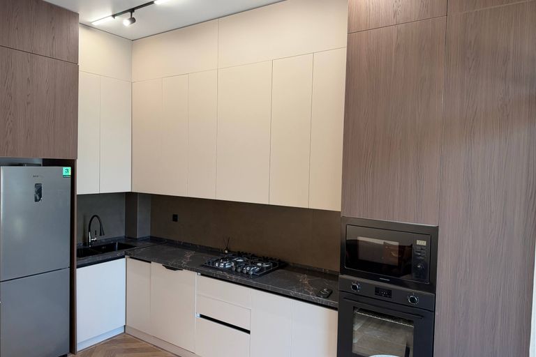 Сотувда 1 хонали квартира, 41 м²