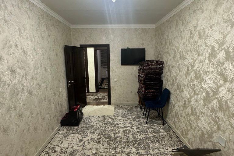 Сотувда 3 хонали квартира, 55 м²