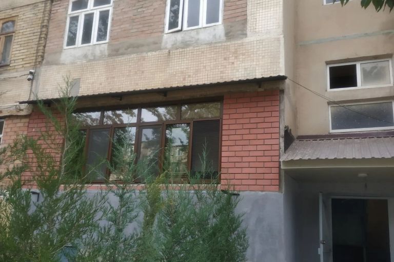 3-комн. квартира, 67 м², 2/4 этаж