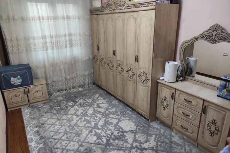 2-комн. квартира, 65 м², 3/9 этаж